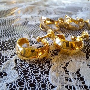 Monet + Napier Hoop Earrings Gold Tone Hinge Screwback Signed 2 Pair Bundle